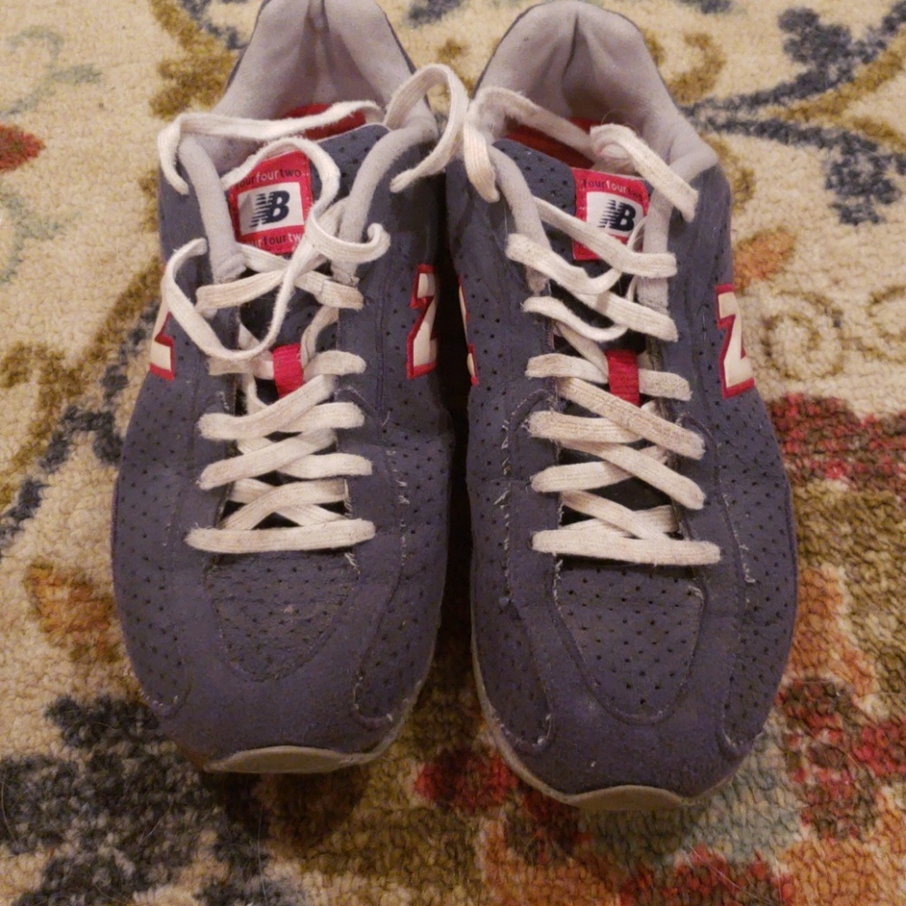 Shoes - Picture 5 of 5